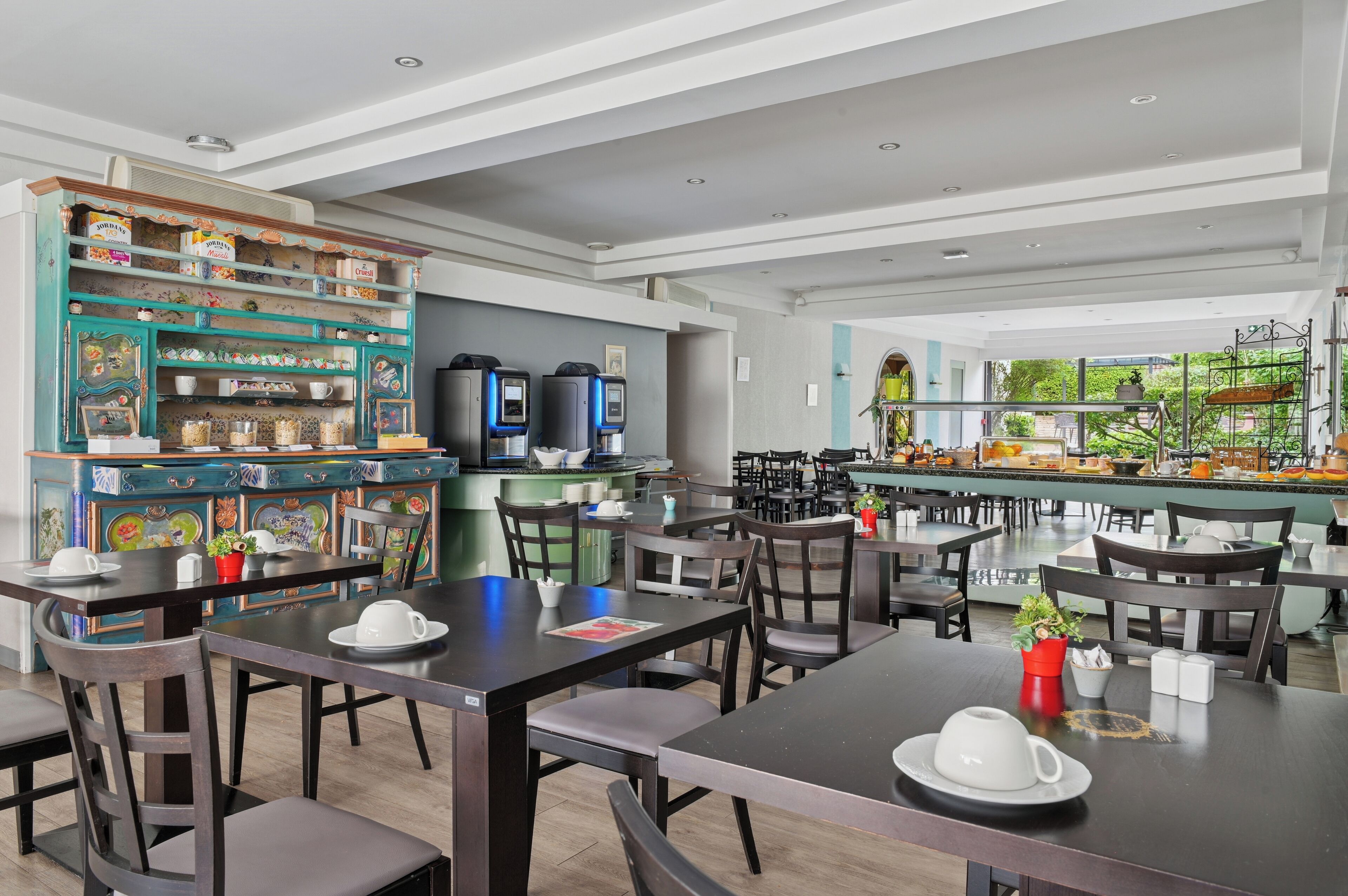 daily buffet breakfast (eur 14.50 per person)