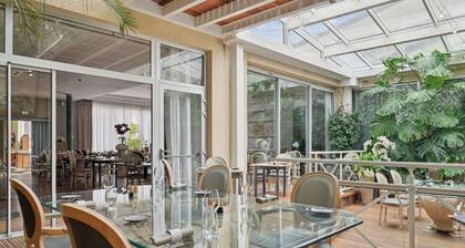 Hostellerie du Mont Aimé