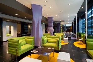 Lobby - Rmh Modena Des Arts (Modena)