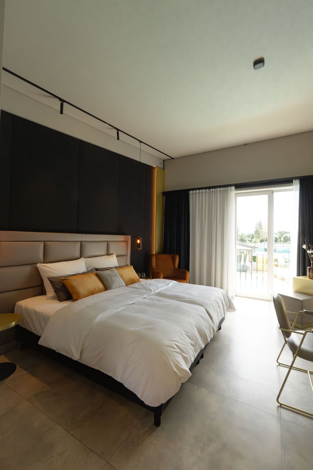 Photo - Scheck Hotel