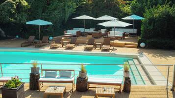 Seasonal outdoor pool, pool umbrellas, pool loungers