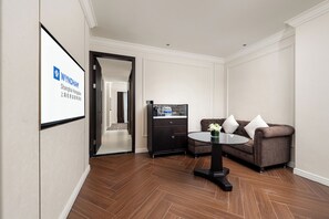 Luxury Double Suite, 2 Twin Beds, Non-Smoking