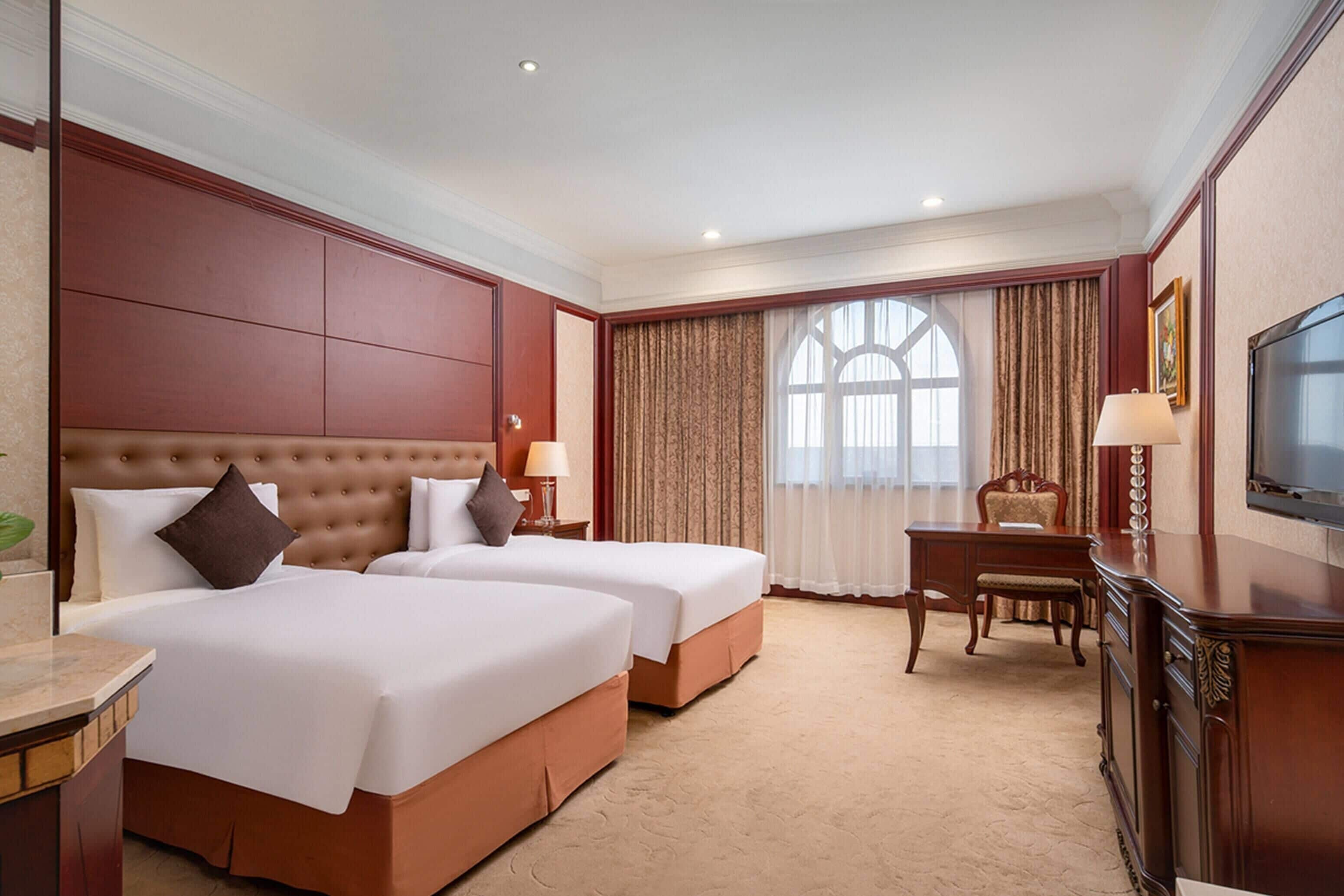 Down duvets, in-room safe, free WiFi, bed sheets