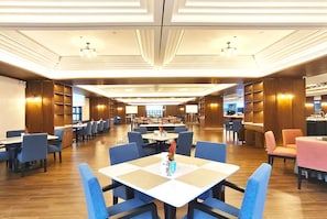 Dining - Wyndham Shanghai Hongqiao (Shanghai)