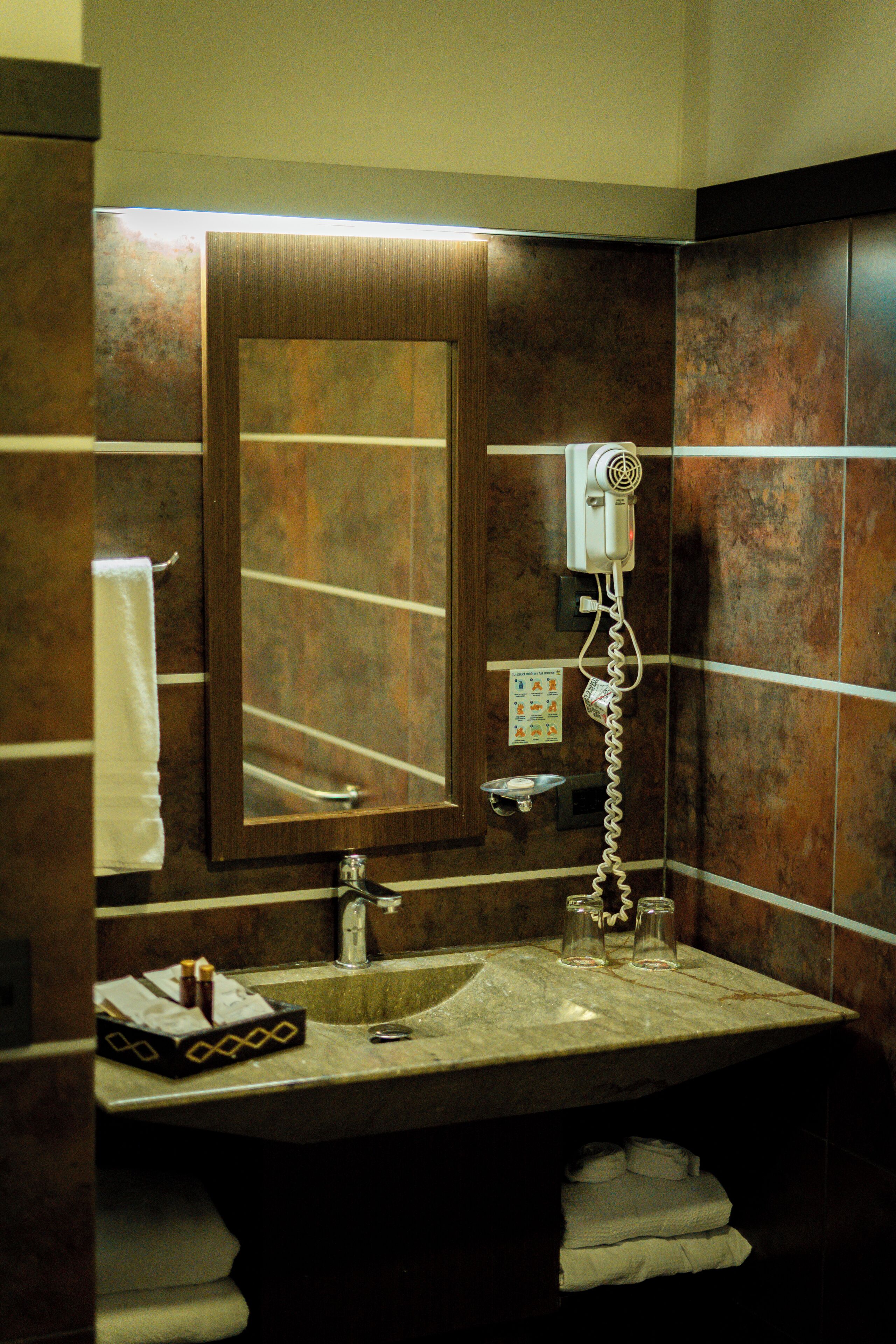 executive suite | 1 bedroom, down duvets, pillow-top beds, minibar