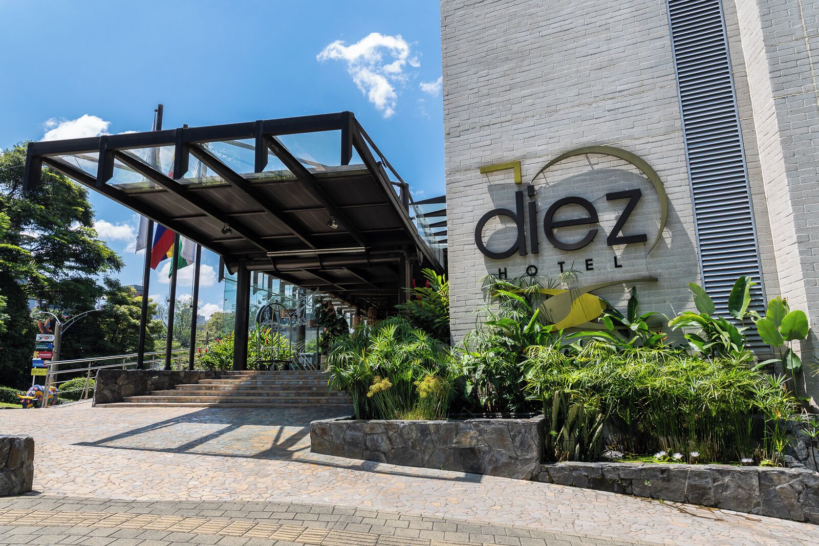 Entrada de la propiedad