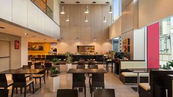 Breakfast (KWD 5 per person)