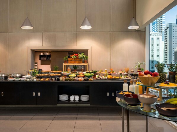 Frokost (KWD 5 per person)