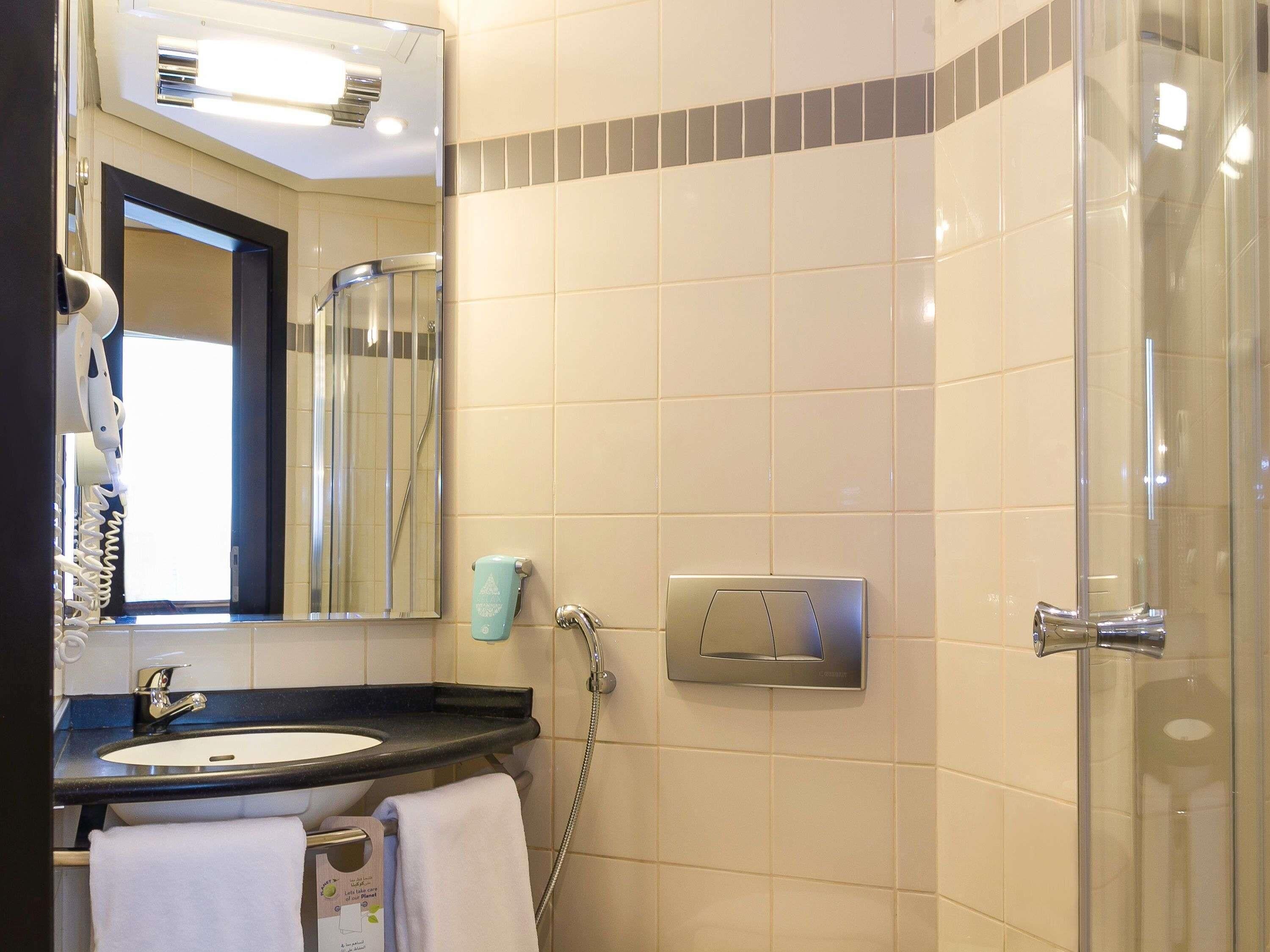In-room safe, desk, soundproofing, iron/ironing board (on request)
