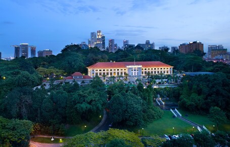 Hotel Fort Canning - Image 9