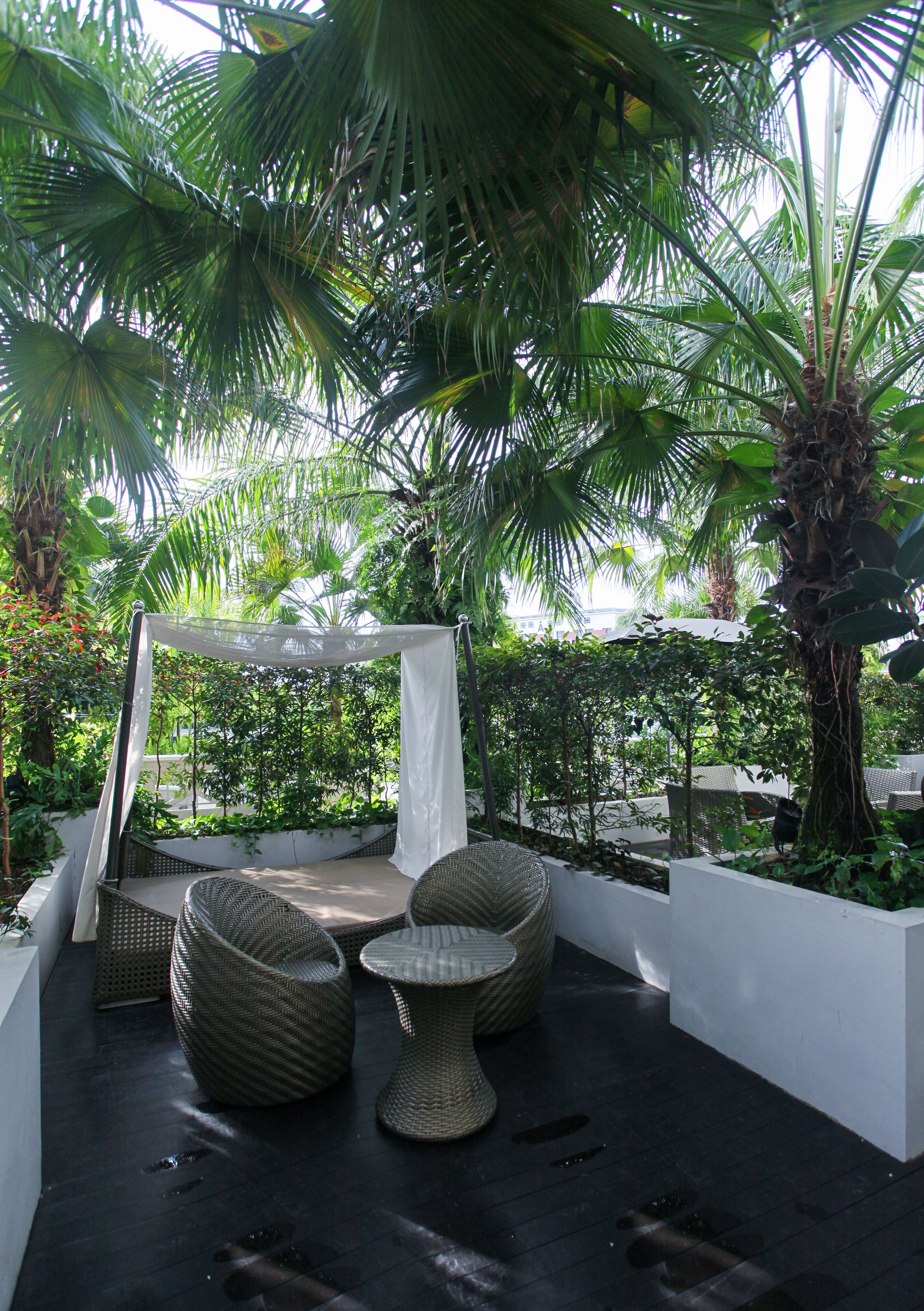 Photo - METT Singapore