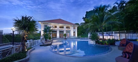Hotel Fort Canning - Image 2