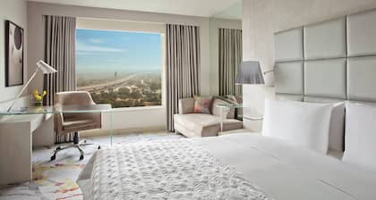 Le Méridien Gurgaon, Delhi NCR