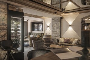Breakfast, lunch and dinner served - Hotel Sonnenhof (Gerlos)