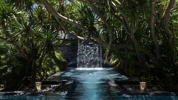 2 outdoor pools, pool umbrellas, pool loungers