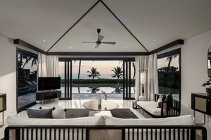 3 Bedroom Pool Villa, Oceanfront (Spa Inclusive) | Living room | 42-inch LCD TV with satellite channels, TV, books