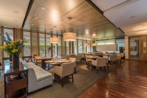 Breakfast, lunch and dinner served - Faranda Collection Bogota, a member of Radisson Individuals (Bogotá)