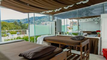 Banheira de hidromassagem, tratamentos corporais, hidroterapia