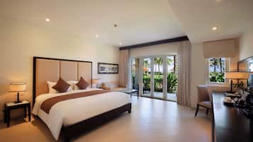 Boutique Deluxe | Premium bedding, minibar, in-room safe, desk