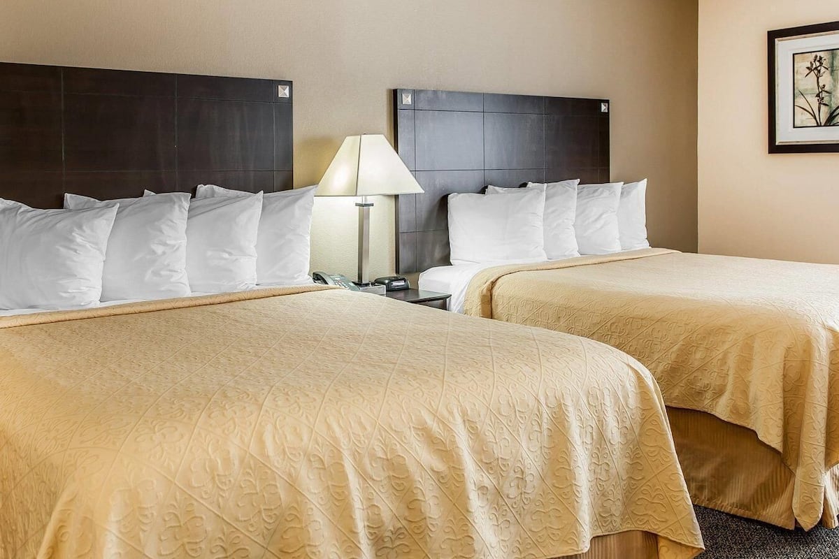 Suite, 2 Queen Beds, Non Smoking