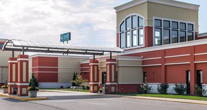 Quality Inn & Suites Mattoon South