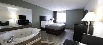 Quality Inn & Suites Mattoon South