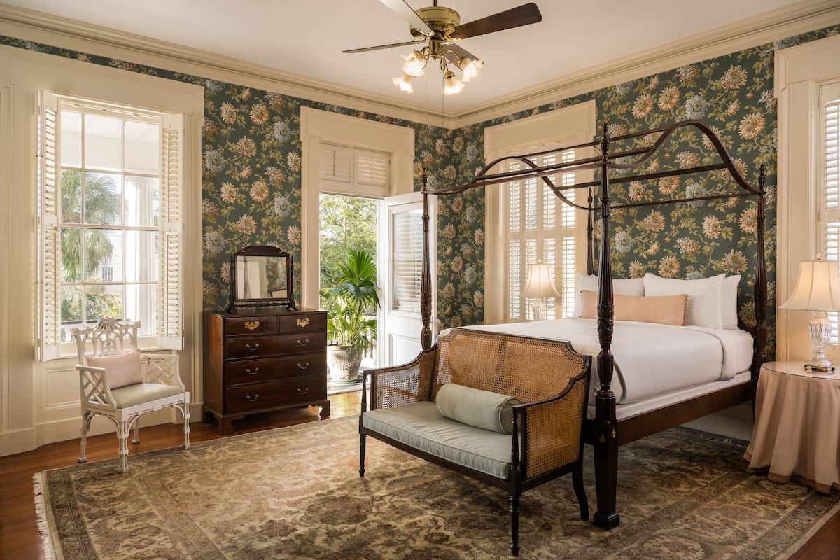 Jasmine House Parlour Suite | 1 bedroom, premium bedding, in-room safe, individually decorated