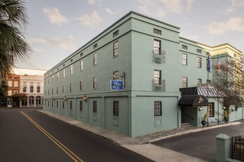 Hotel Exterior at Indigo Inn