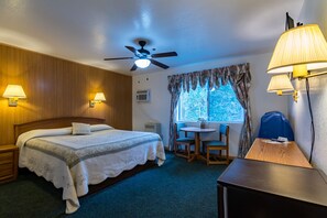 룸 | 무료 WiFi, 침대 시트