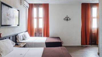 Double Room 4 | Desk, iron/ironing board, free WiFi