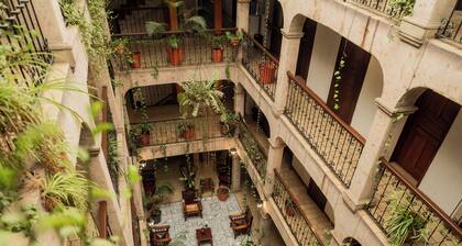 Hotel Don Quijote Plaza