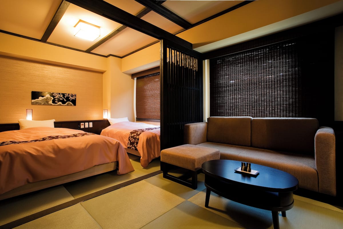 ห้องดีลักซ์ทวิน, ปลอดบุหรี่ | ตู้นิรภัยในห้องพัก, โต๊ะทำงาน, ผ้าม่านกันแสง, เตารีด/โต๊ะรีดผ้า
