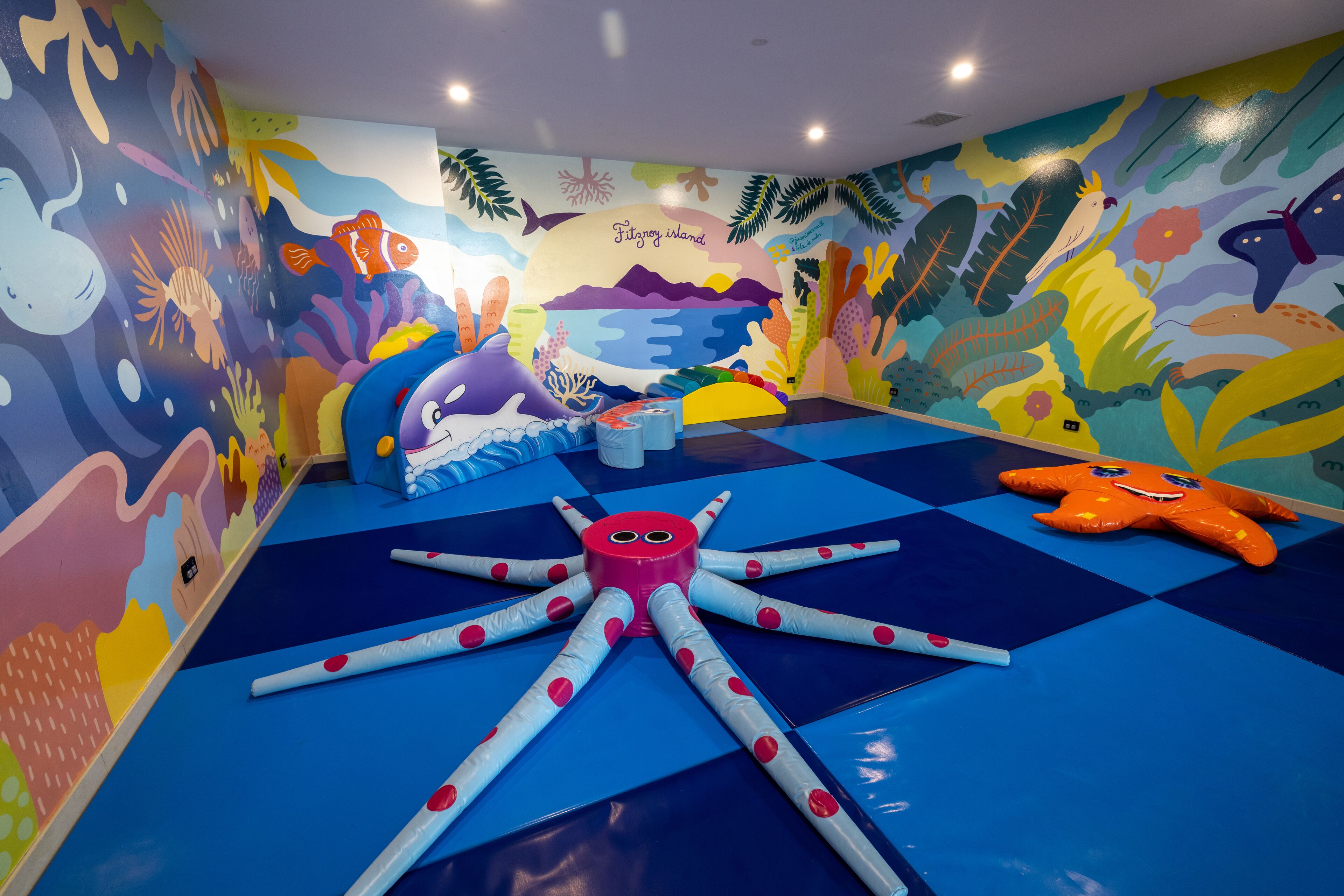 children’s play area – indoor