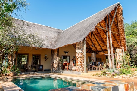Outdoor pool, open 6:00 AM to 6:00 PM, pool umbrellas, pool loungers. Shikwari Nature Reserve