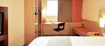 ibis Oviedo