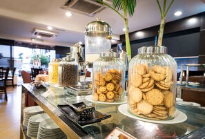 الطعام والشراب