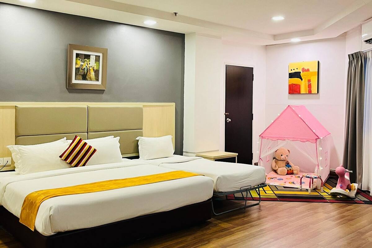 In-room safe, iron/ironing board (on request), rollaway beds (surcharge)