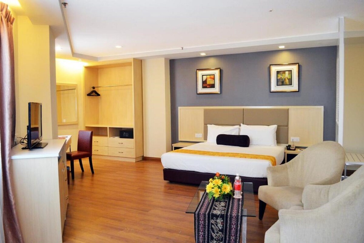 In-room safe, iron/ironing board (on request), rollaway beds (surcharge)