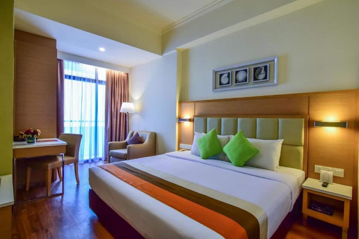 In-room safe, iron/ironing board (on request), free WiFi