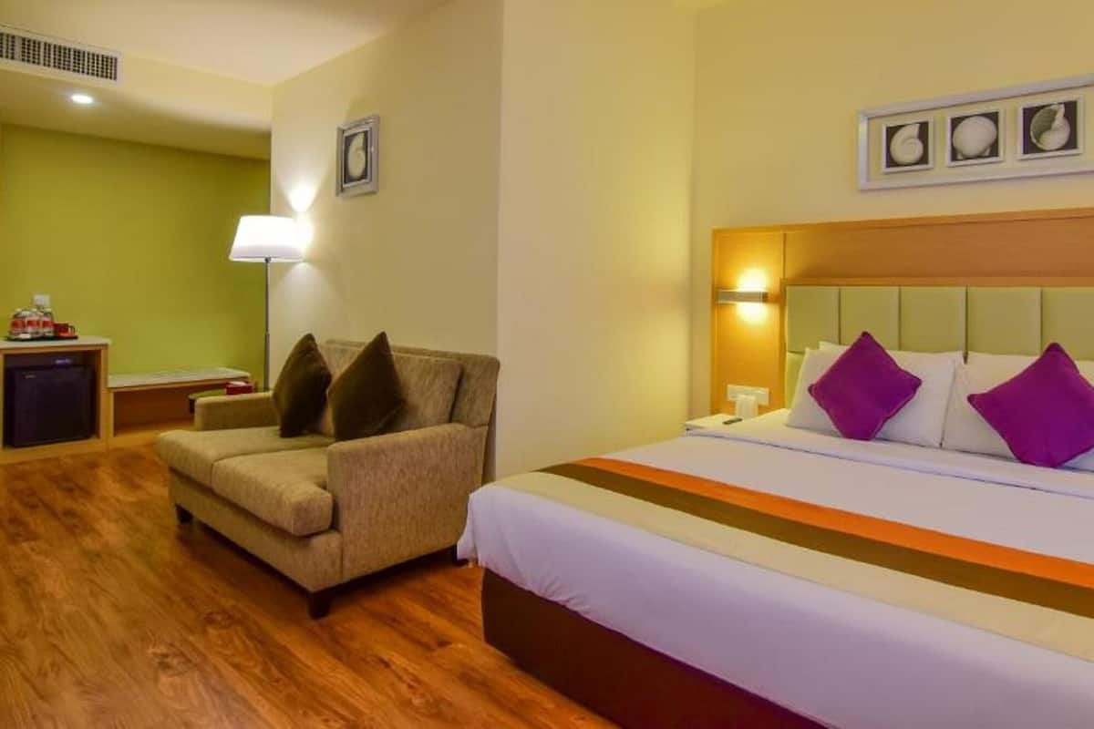 In-room safe, iron/ironing board (on request), free WiFi