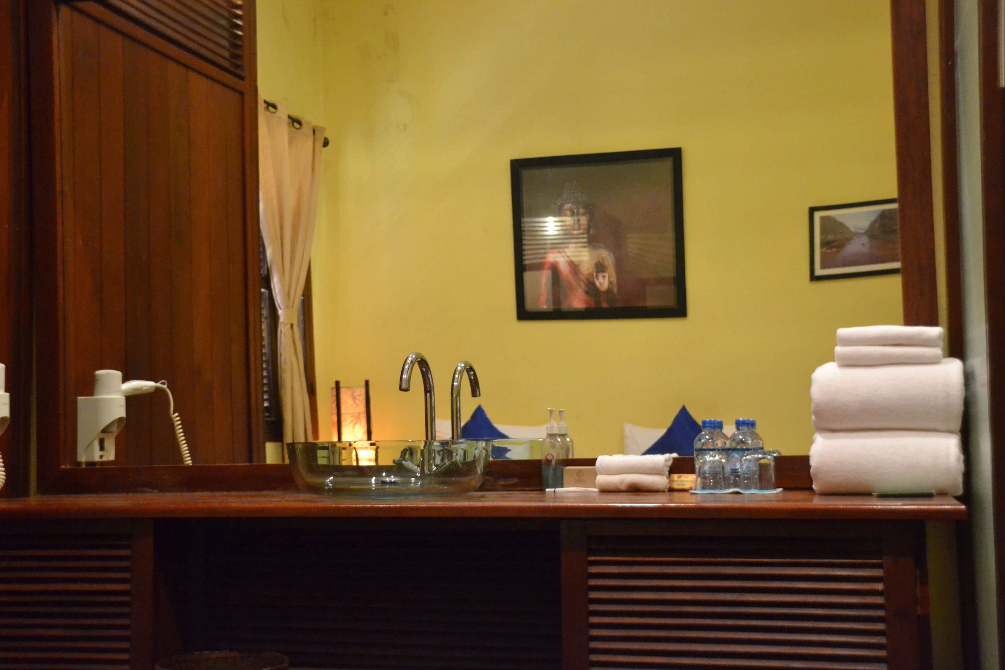 Habitación doble Deluxe | Lavabo en el baño