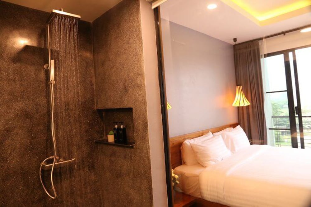 Inthira Vang Vieng by null