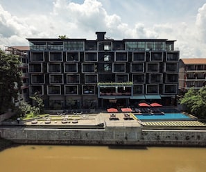 Front of property - Inthira Vang Vieng (Vang Vieng)