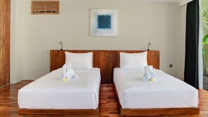 Room - One Eleven Haven (Keroboken Kelod)