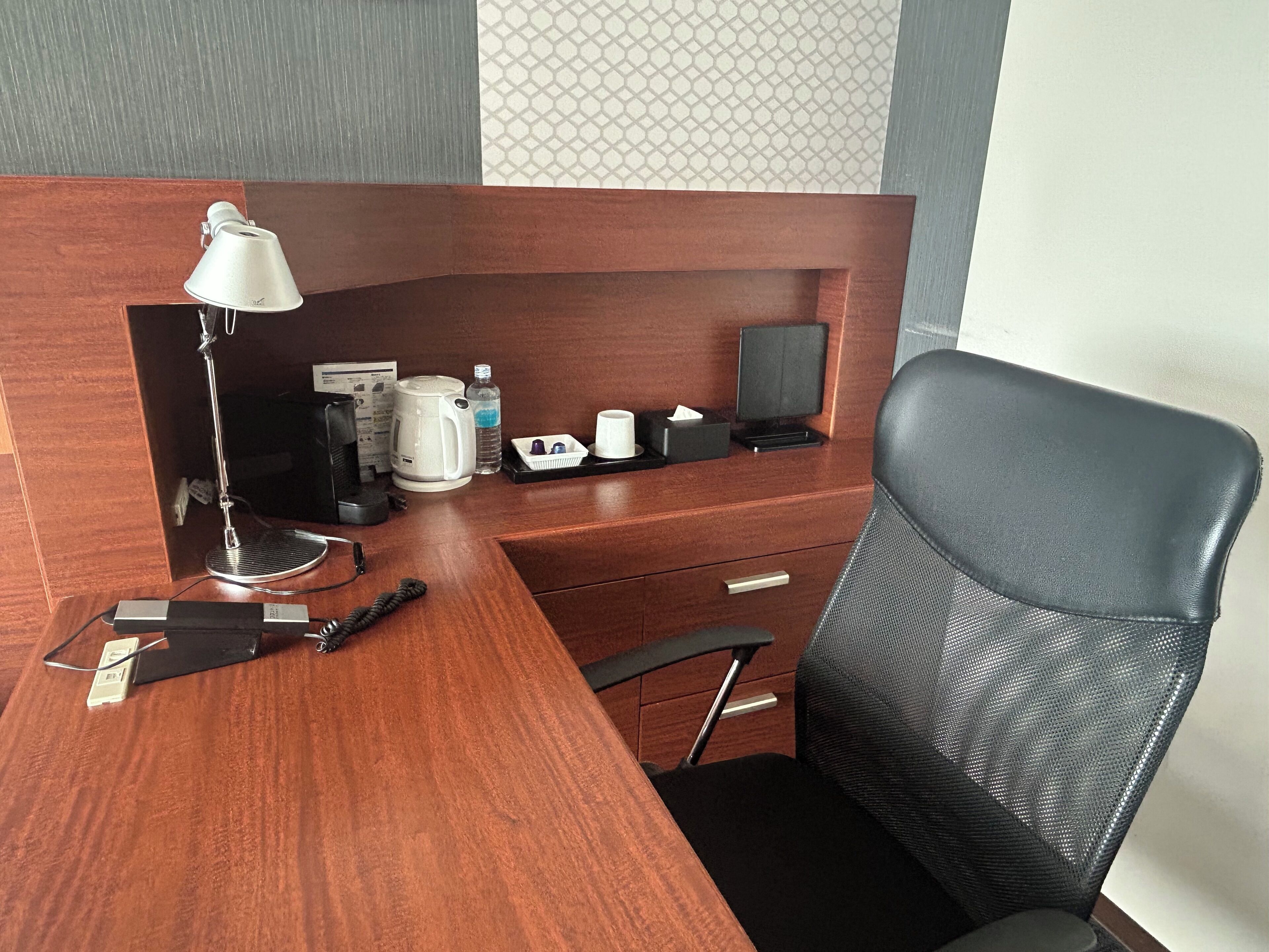 premium bedding, down duvets, select comfort beds, in-room safe