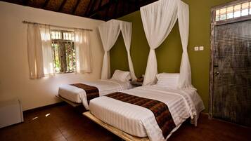 Select Comfort beds, minibar, in-room safe, individually decorated