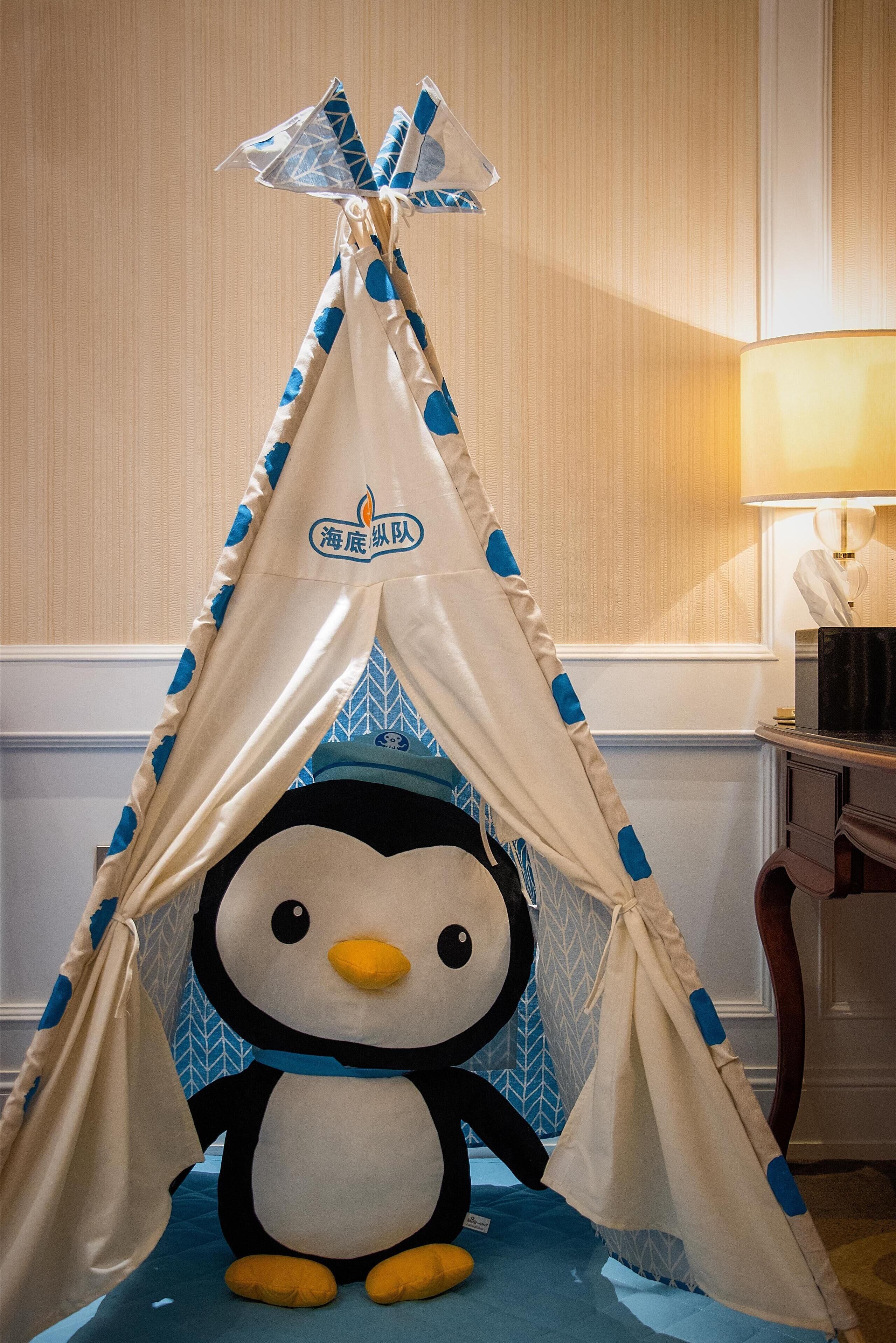 minibar, in-room safe, desk, laptop workspace