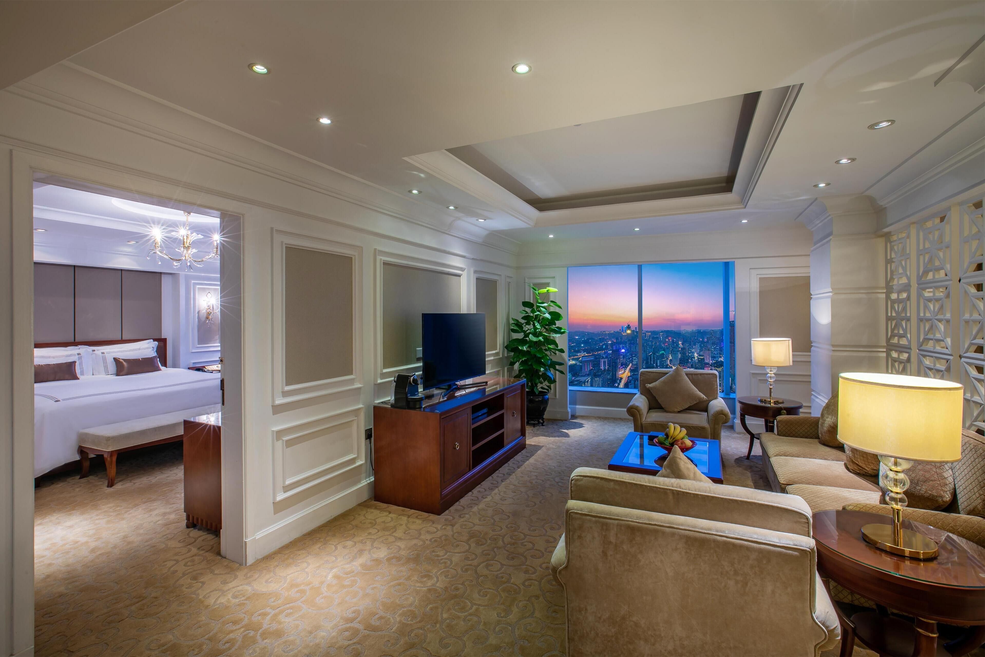 minibar, in-room safe, desk, laptop workspace