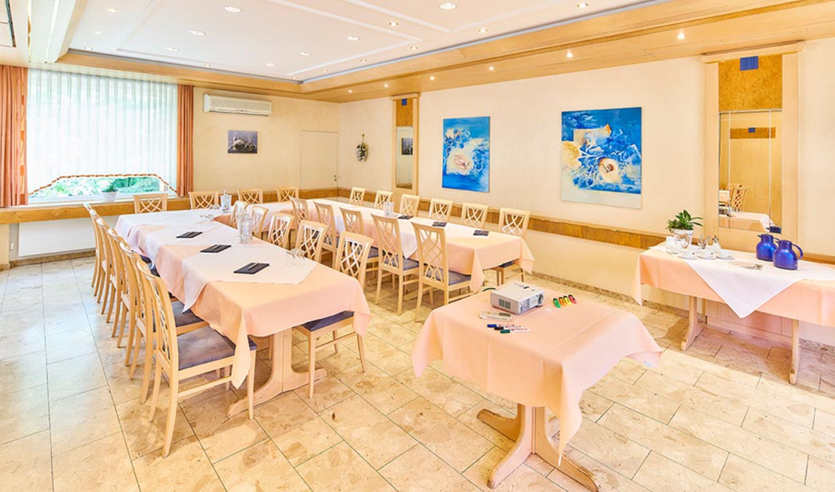 تقديم الغداء والعشاء، تناول الطعام في الهواء الطلق