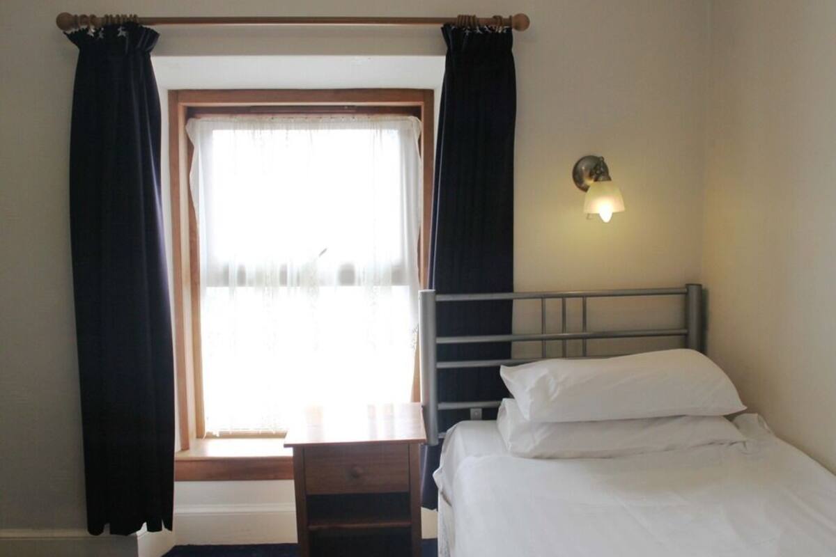 Chambre Simple Standard, salle de bains attenante